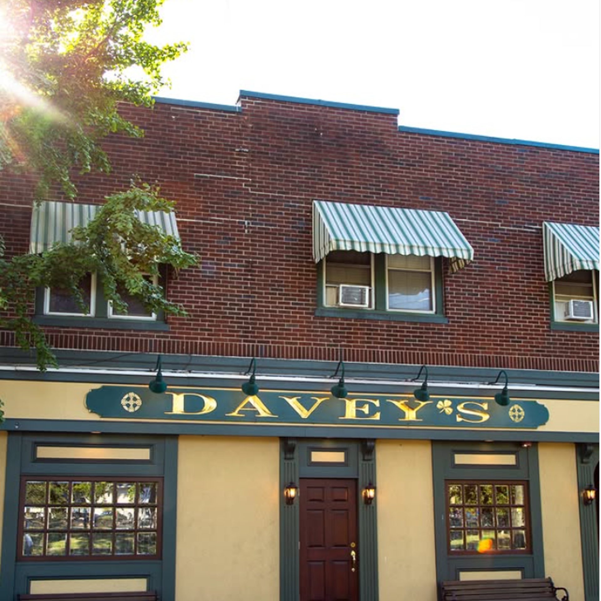 Your Neighborhood Pub Since 1974